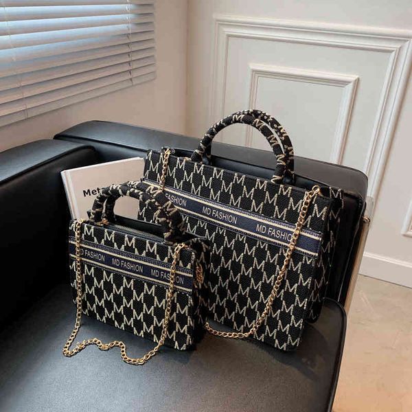 2022 factory wholesale new large bag female new autumn fashion net red large capacity single shoulder messenger small portable tote bag 0kie
2022 factory wholesale new large bag female new autumn fashion net red large capacity single shoulder messenger small portable tote bag 0kie