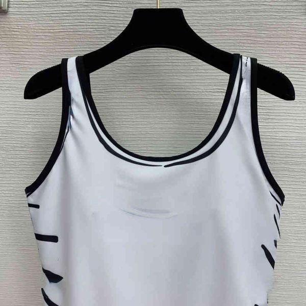 women's swimwear new series hand drawn cartoon graffiti letter printing tight, White;black
women's swimwear new series hand drawn cartoon graffiti letter printing tight, White;black
