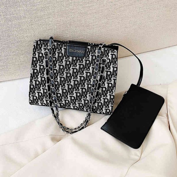 chain small new style single shoulder fashion popular bags fashion designer handbag
chain small new style single shoulder fashion popular bags fashion designer handbag