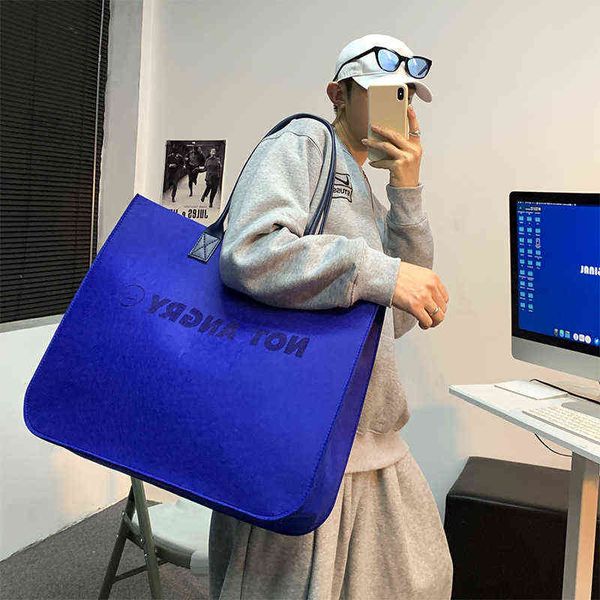 chao brand large capacity tote bag felt handbag commuting shopping one shoulder advertising gift 220507
chao brand large capacity tote bag felt handbag commuting shopping one shoulder advertising gift 220507