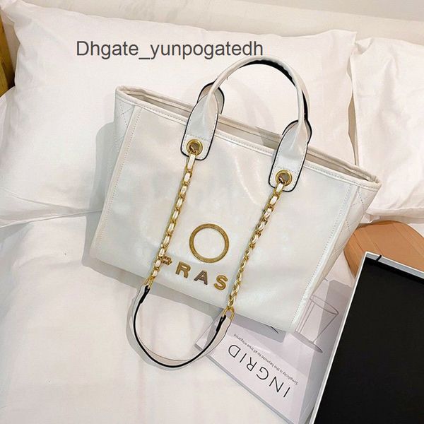 brand classic women's handbags beach bags luxury ch metal badge tote bag designer small mini evening handbag female capacity large leat, Black;red
brand classic women's handbags beach bags luxury ch metal badge tote bag designer small mini evening handbag female capacity large leat, Black;red