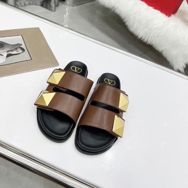 2022 luxury sandals designer slippers brand slide flip flops genuine leather women casual shoes sneakers trainer by shoe10 204, Black
2022 luxury sandals designer slippers brand slide flip flops genuine leather women casual shoes sneakers trainer by shoe10 204, Black
