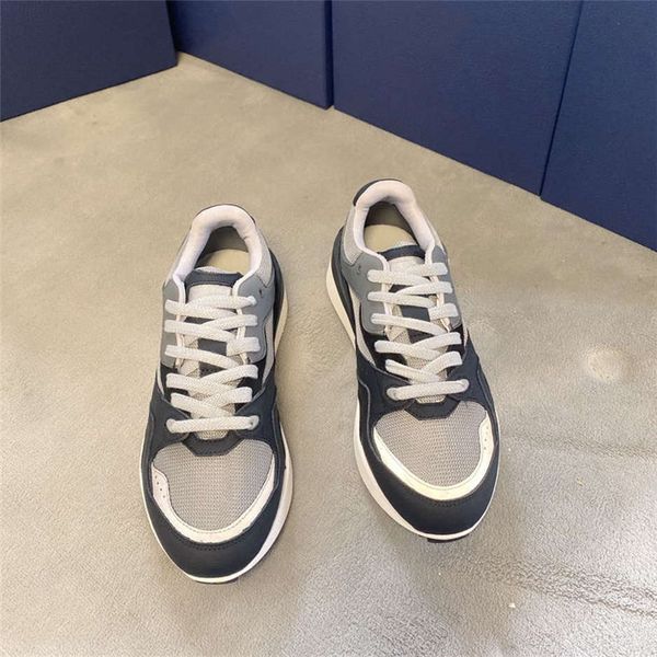 casual sports shoe boots leather stitching mesh breathable running shoes low lacing low heel men shoe size 38-45, Black
casual sports shoe boots leather stitching mesh breathable running shoes low lacing low heel men shoe size 38-45, Black