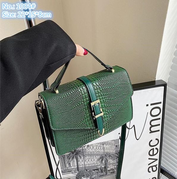 wholesale factory ladies shoulder bags simple joker solid color leather mobile phone coin purse street trend stone pattern handbag embossed
wholesale factory ladies shoulder bags simple joker solid color leather mobile phone coin purse street trend stone pattern handbag embossed