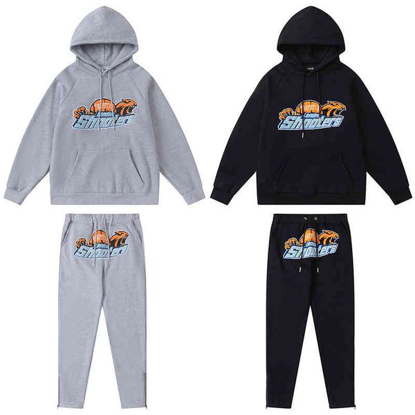 trapstar blue yellow tiger head towel embroidered hooded sweater zip closure pants casual set, Black
trapstar blue yellow tiger head towel embroidered hooded sweater zip closure pants casual set, Black