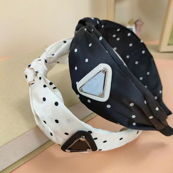 fashion desigenr knotted headband luxury womens polka dot pattern hairband wide-brimmed comfort turban headwrap headwear p088, Silver
fashion desigenr knotted headband luxury womens polka dot pattern hairband wide-brimmed comfort turban headwrap headwear p088, Silver