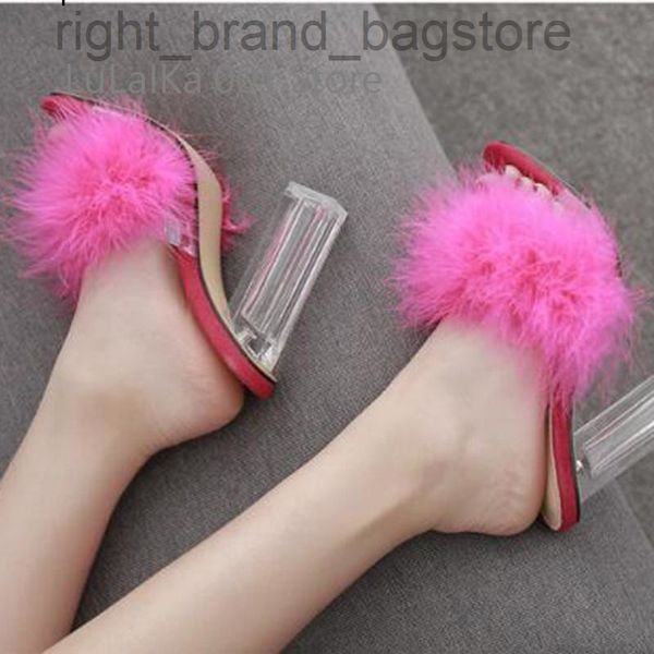 2021 new woman slippers real fur feather hairy sandals crystal square high heels peep toe mules lady perspex heel discount pumps w220804, Black
2021 new woman slippers real fur feather hairy sandals crystal square high heels peep toe mules lady perspex heel discount pumps w220804, Black