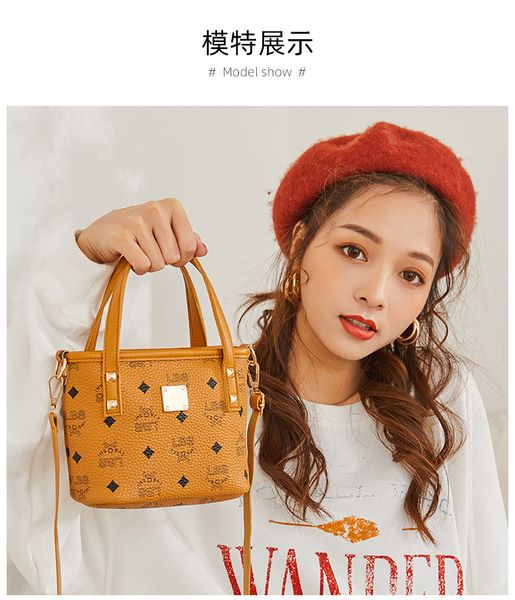 luxury designers handbag tote shoulder clutch bags crossbody shopping bag purses letters flowers floral one handle wallet backpack women han
luxury designers handbag tote shoulder clutch bags crossbody shopping bag purses letters flowers floral one handle wallet backpack women han
