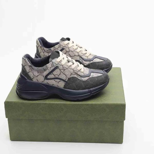 gu retro running shoes 5d leather corner anti-skid wear trend fashion outdoor sports
gu retro running shoes 5d leather corner anti-skid wear trend fashion outdoor sports