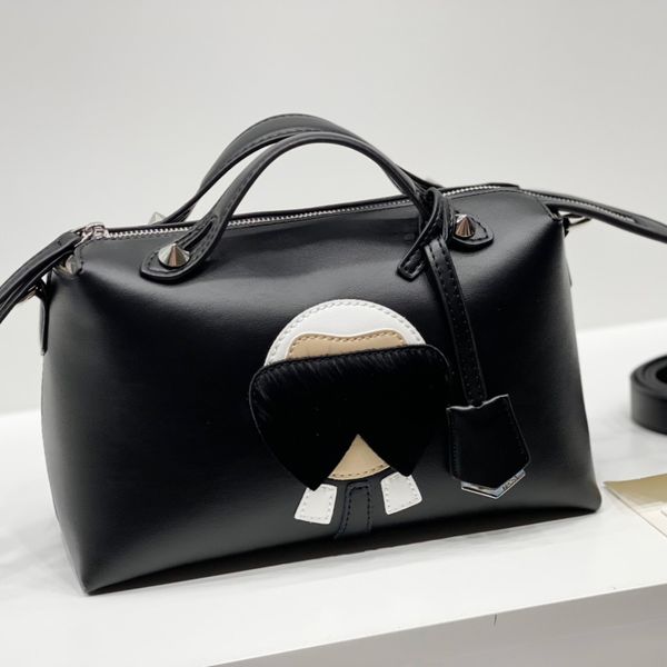 fashion bags genuine leather handbags designer bags lady handbags luxuries totes high-quality soft classic crossbags fashion boston tote bag
fashion bags genuine leather handbags designer bags lady handbags luxuries totes high-quality soft classic crossbags fashion boston tote bag