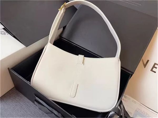 fashion luxury designers genuine leather bag chain purse clutch lady shoulder cowhide handbag holder purses messenger bags, Black;red
fashion luxury designers genuine leather bag chain purse clutch lady shoulder cowhide handbag holder purses messenger bags, Black;red