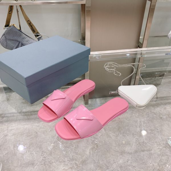 2022 summer new women's slippers triangle comfortable breathable resort beach interior leather designer 35-40 us4-9 box, Black
2022 summer new women's slippers triangle comfortable breathable resort beach interior leather designer 35-40 us4-9 box, Black