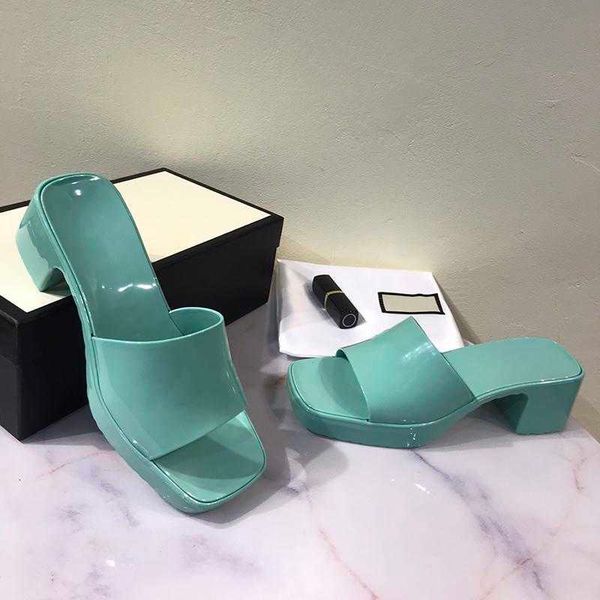 2021 designer women slippers fashion shoes summer jelly slide print slipper luxury bathroom beach shoe women's sandals with box, Black
2021 designer women slippers fashion shoes summer jelly slide print slipper luxury bathroom beach shoe women's sandals with box, Black