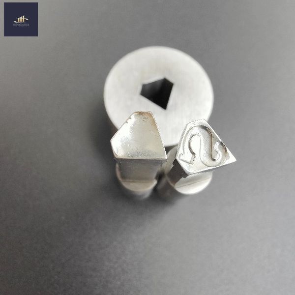 chinese herbal medicine single punch tablet machine mould
chinese herbal medicine single punch tablet machine mould