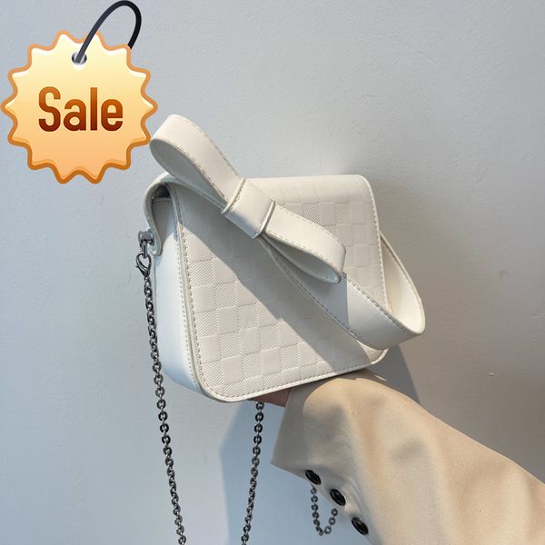 2022 new handbag small chain simple women fashion temperament messenger leather shoulder bags
2022 new handbag small chain simple women fashion temperament messenger leather shoulder bags