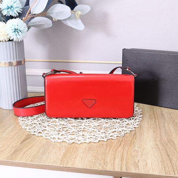 5a+women shoulder bag flip handbags purse genuine leather triangle sign good quality messenger wallets plain handbag
5a+women shoulder bag flip handbags purse genuine leather triangle sign good quality messenger wallets plain handbag