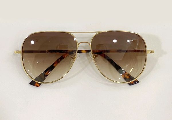 shiny gold/brown shaded pilot sunglasses clark 0823 metal sun glasses unisex, White;black
shiny gold/brown shaded pilot sunglasses clark 0823 metal sun glasses unisex, White;black