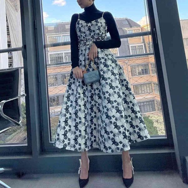 women's two piece pants wind autumn women's high neck bottomed sweater five pointed star printed suspender skirt two-piece set, White
women's two piece pants wind autumn women's high neck bottomed sweater five pointed star printed suspender skirt two-piece set, White