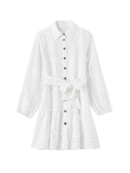pb&za 7927919 women 2022 summer new fashion hollow embroidery short dress vintage with belt female dresses vestidos 7927/919 t220804, Black;gray
pb&za 7927919 women 2022 summer new fashion hollow embroidery short dress vintage with belt female dresses vestidos 7927/919 t220804, Black;gray