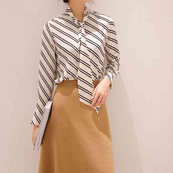 women's polos early spring irregular stripe printing bow ribbon long sleeved silk shirt women, White
women's polos early spring irregular stripe printing bow ribbon long sleeved silk shirt women, White