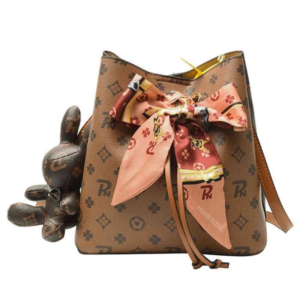 68% off fashion printing bucket autumn new messenger women's korean silk scarf drawstring temperament single shoulder bag
68% off fashion printing bucket autumn new messenger women's korean silk scarf drawstring temperament single shoulder bag