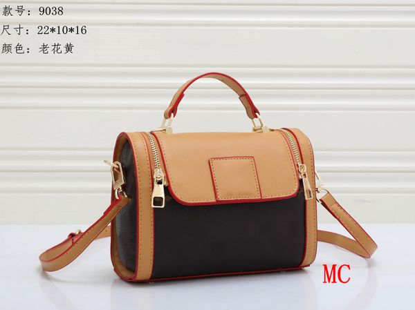 s classic luxury bag design handbags high capacity designer bags large-capacity pu women fashion gradient printing letter duffel baggg'
s classic luxury bag design handbags high capacity designer bags large-capacity pu women fashion gradient printing letter duffel baggg'