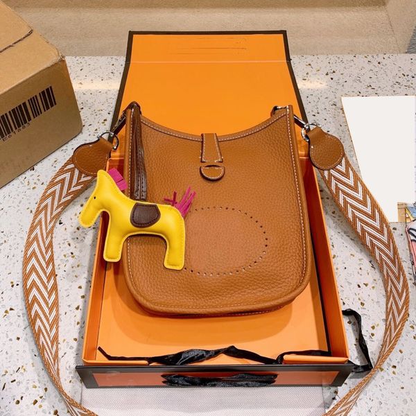 calfskin fashion mini messenger bag classic designer bagg canvas shoulder strap silver buckle shoulder clutch coin key card holder
calfskin fashion mini messenger bag classic designer bagg canvas shoulder strap silver buckle shoulder clutch coin key card holder