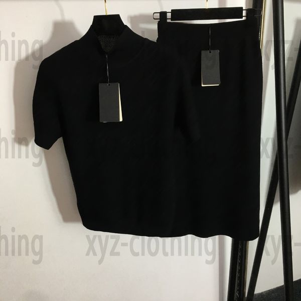 brand womens casual dress sets letter jacquard stand collar short sleeve long knit + high waist hips skirt designer ladies knitted dresses 2, Black;gray
brand womens casual dress sets letter jacquard stand collar short sleeve long knit + high waist hips skirt designer ladies knitted dresses 2, Black;gray