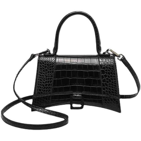 kong balenciga italy balencaigs hong b hourglass high version 2022 light luxurys leather portable one shoulder messenger bag for women
kong balenciga italy balencaigs hong b hourglass high version 2022 light luxurys leather portable one shoulder messenger bag for women
