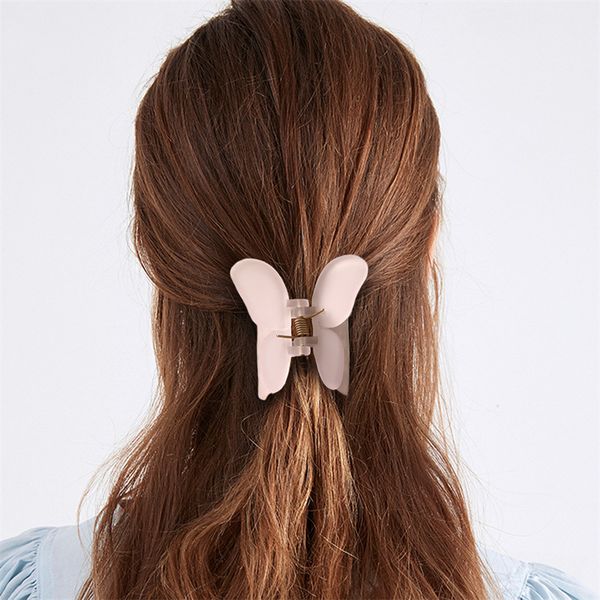 women medium size butterfly shape hair clips clamp candy pure color animal frosted bath hair claws europe lady translucence resin ponytail h, Slivery;golden
women medium size butterfly shape hair clips clamp candy pure color animal frosted bath hair claws europe lady translucence resin ponytail h, Slivery;golden