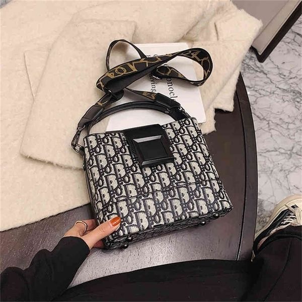 28% off 2022 trend fashion design bags female autumn high-capacity personalized versatile
28% off 2022 trend fashion design bags female autumn high-capacity personalized versatile