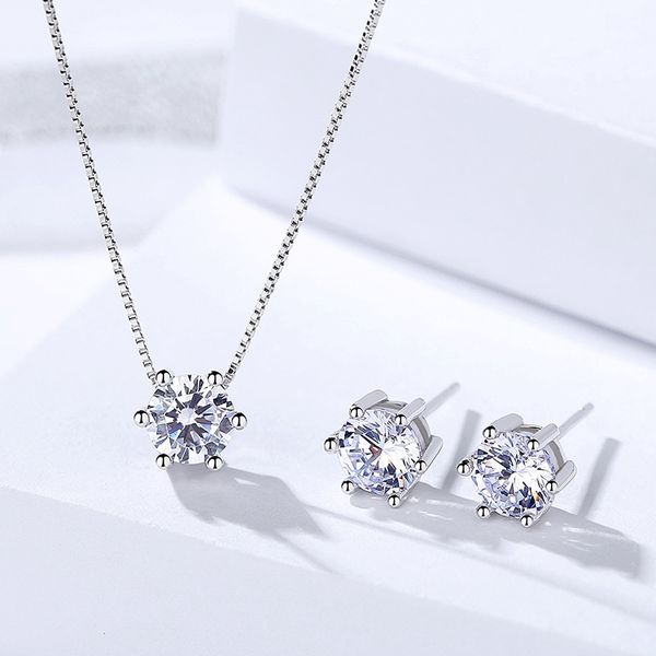 s925 sterling silver zircon earrings charms women's simple and small six claw g, Golden
s925 sterling silver zircon earrings charms women's simple and small six claw g, Golden