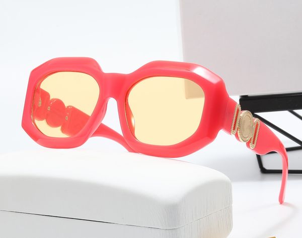 2022 4217 women and men designer sunglasses retro cutting lens gradient square sun glasses female fashion brand design vintage small rectang, White;black
2022 4217 women and men designer sunglasses retro cutting lens gradient square sun glasses female fashion brand design vintage small rectang, White;black