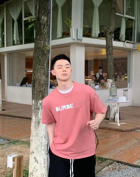 2022 new mens womens designer t shirts printed fashion man t-shirt cotton casual tees short sleeve luxury hip hop streetwear i2, White
2022 new mens womens designer t shirts printed fashion man t-shirt cotton casual tees short sleeve luxury hip hop streetwear i2, White