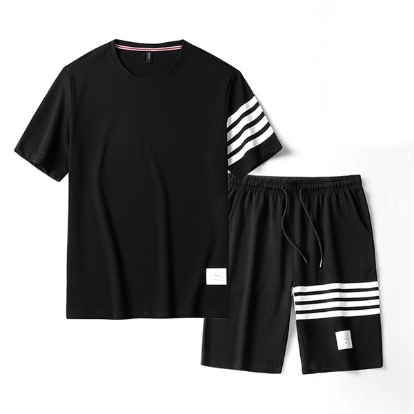 men clothing men s sets designer clothes t shirts shorts tracksuit korea fashion sweatsuits sweatpants plus size two piece 220621, Gray
men clothing men s sets designer clothes t shirts shorts tracksuit korea fashion sweatsuits sweatpants plus size two piece 220621, Gray