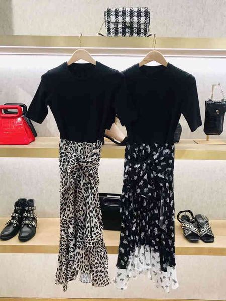 casual dresses fadan family autumn winter elegant lady stitching print round neck irregular dre, Black;gray
casual dresses fadan family autumn winter elegant lady stitching print round neck irregular dre, Black;gray