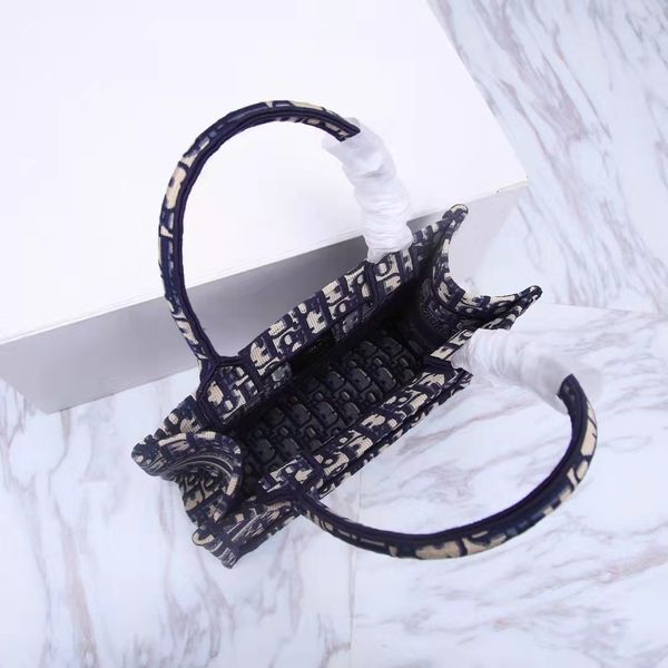 ladies' bags whatsapp+86 18724058611, high-end custom quality beautiful fashion long shoulder strap crossbody bag 0587552
ladies' bags whatsapp+86 18724058611, high-end custom quality beautiful fashion long shoulder strap crossbody bag 0587552
