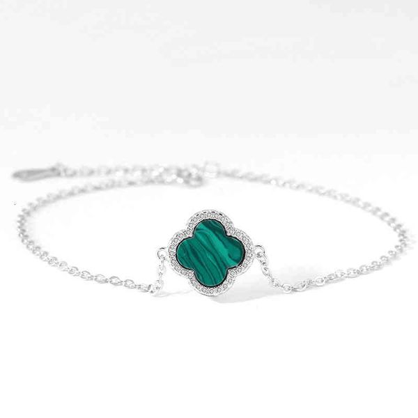 bracelets accessories s925 silver clover women's agate zircon simple style, Golden;silver
bracelets accessories s925 silver clover women's agate zircon simple style, Golden;silver