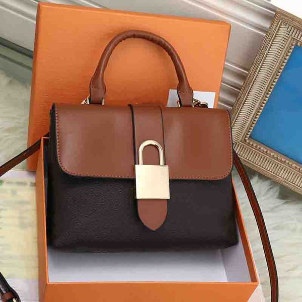 luxurys designer bag shoulder bag tote handbags fashion women handbag messenger brand locky purses wallet wholesale
luxurys designer bag shoulder bag tote handbags fashion women handbag messenger brand locky purses wallet wholesale