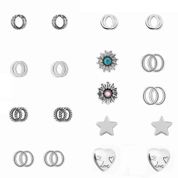2021 woman classic fashion retro style heart-shaped letter earrings luxury brand jewelry gifts, Golden;silver
2021 woman classic fashion retro style heart-shaped letter earrings luxury brand jewelry gifts, Golden;silver