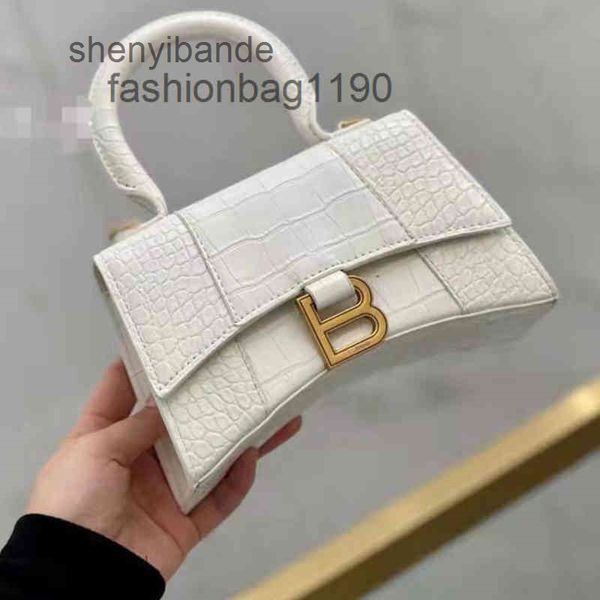 2022 designer bags balencaigss pattern handbags single bags messenger cowhide hourglass handbag shaped shoulder crocodile 1ko3
2022 designer bags balencaigss pattern handbags single bags messenger cowhide hourglass handbag shaped shoulder crocodile 1ko3