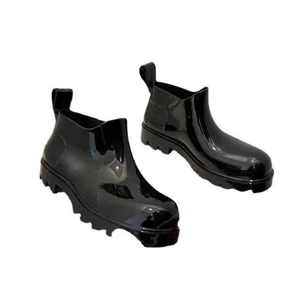 100% 2022 spring style big head muffin thick bottom short barrel martin boots short boots mona large size rain boots, Black
100% 2022 spring style big head muffin thick bottom short barrel martin boots short boots mona large size rain boots, Black