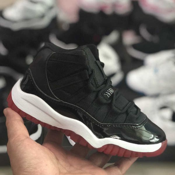 11s 1s kids basketball shoes tie dye smoke grey union 1 concord cap gown bred 11 girls boys trainers outdoor sports sneakers1vlv
11s 1s kids basketball shoes tie dye smoke grey union 1 concord cap gown bred 11 girls boys trainers outdoor sports sneakers1vlv