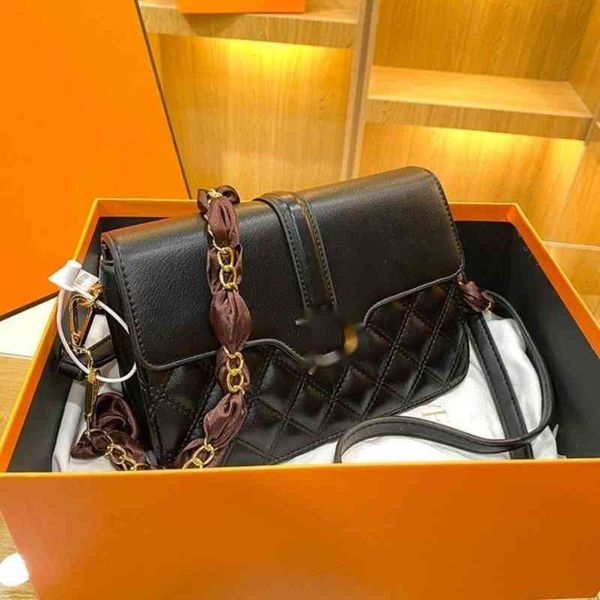 factory direct sale popular 2022 women's fresh fashion square age reduction simple temperament versatile small four colors available de
factory direct sale popular 2022 women's fresh fashion square age reduction simple temperament versatile small four colors available de