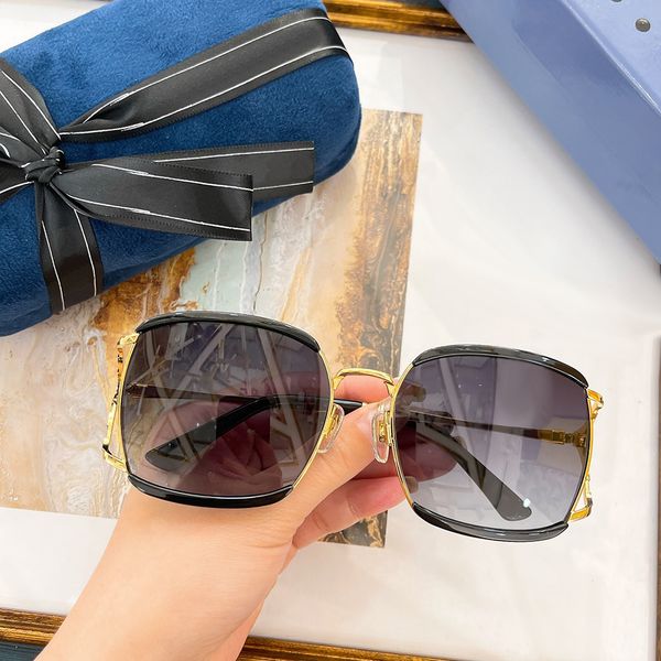 sunglasses luxury designer gentle sun glasses for men and woman vintage fashion uv400 women sunglasses with box, White;black
sunglasses luxury designer gentle sun glasses for men and woman vintage fashion uv400 women sunglasses with box, White;black