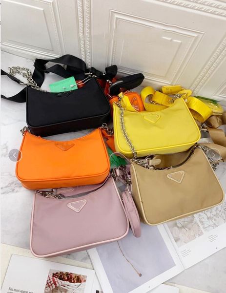 2022 fashion re-edition 2005 nylon woman luxurys men designers bags lady womens mens crossbody tote hobo shoulder purses handbags bag wallet
2022 fashion re-edition 2005 nylon woman luxurys men designers bags lady womens mens crossbody tote hobo shoulder purses handbags bag wallet