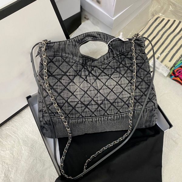 flap shoulder bag premium middle age denim classic quilted cross ribbon leather wear chain large capacity messenger bag luxury designer ladi
flap shoulder bag premium middle age denim classic quilted cross ribbon leather wear chain large capacity messenger bag luxury designer ladi