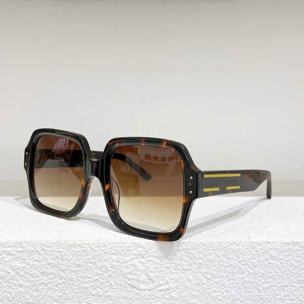 sunglasses for men women summer 368 style anti-ultraviolet retro plate full frame glasses random box, White;black
sunglasses for men women summer 368 style anti-ultraviolet retro plate full frame glasses random box, White;black