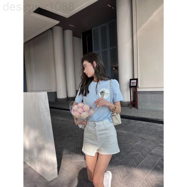 women's t-shirt designer 22ss new shorts classic high-grade middle waist design, three-dimensional cutting, high and thin, excellent co, White
women's t-shirt designer 22ss new shorts classic high-grade middle waist design, three-dimensional cutting, high and thin, excellent co, White