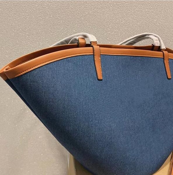 fashion women letter printing cowboy shopping bag designer brand totes atmosphere luxury simple high capacity shoulder bags
fashion women letter printing cowboy shopping bag designer brand totes atmosphere luxury simple high capacity shoulder bags